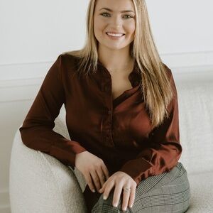 Women's Long-Sleeve Button Shirt - Deep Brown